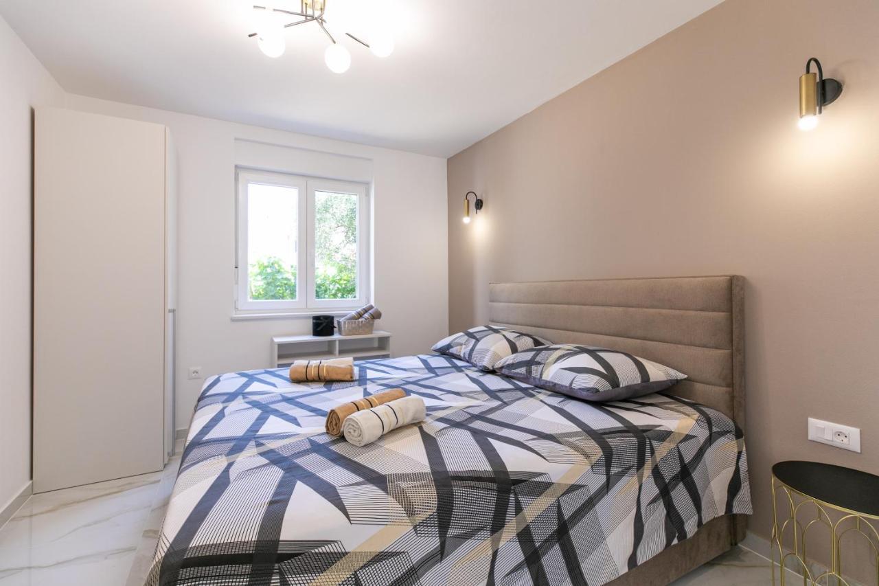 Apartman Suzi Pula Extérieur photo