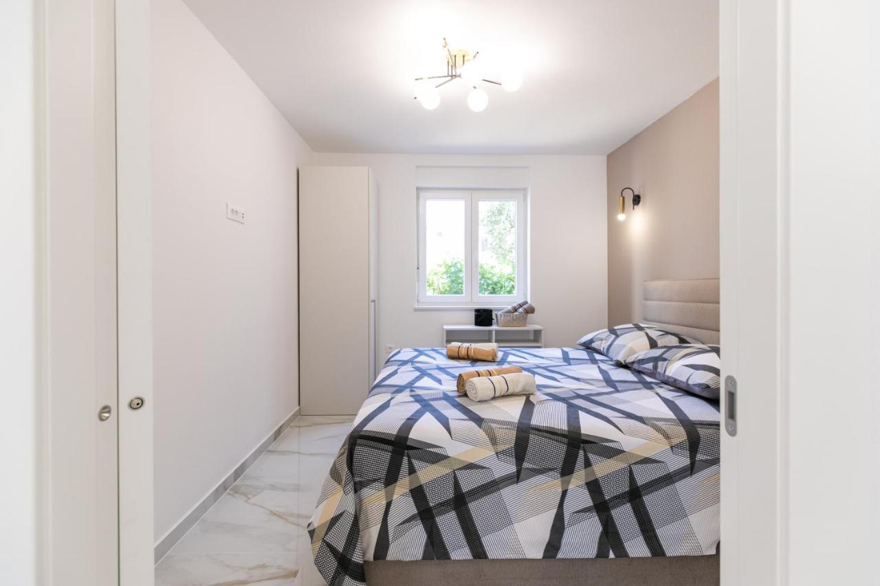 Apartman Suzi Pula Extérieur photo